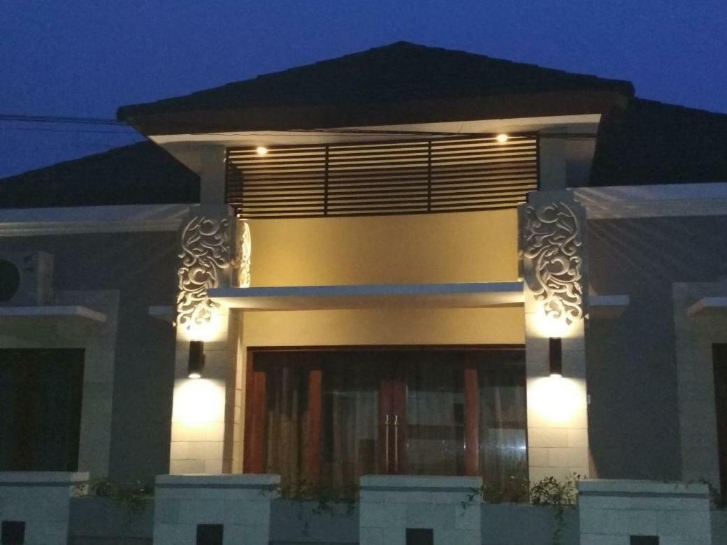 Imperial Villa Syariah Yogyakarta Extérieur photo
