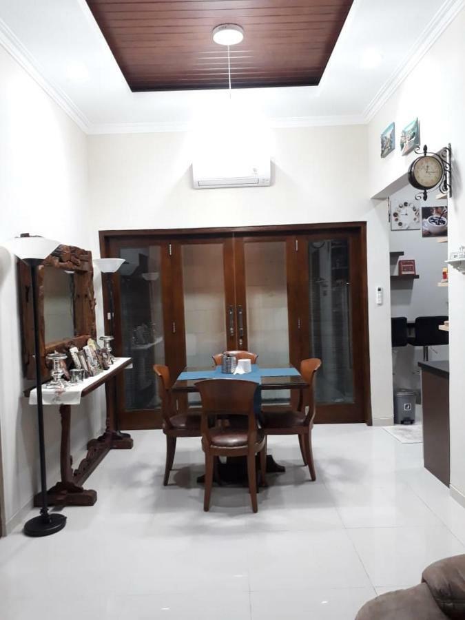 Imperial Villa Syariah Yogyakarta Extérieur photo