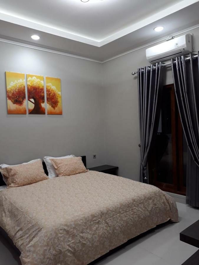 Imperial Villa Syariah Yogyakarta Extérieur photo